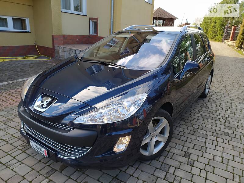 Універсал Peugeot 308 2010 в Івано-Франківську