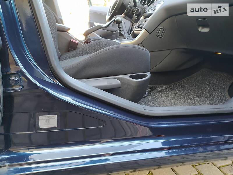 Універсал Peugeot 308 2010 в Івано-Франківську