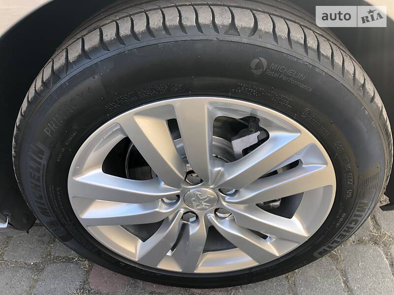Універсал Peugeot 308 2014 в Бродах