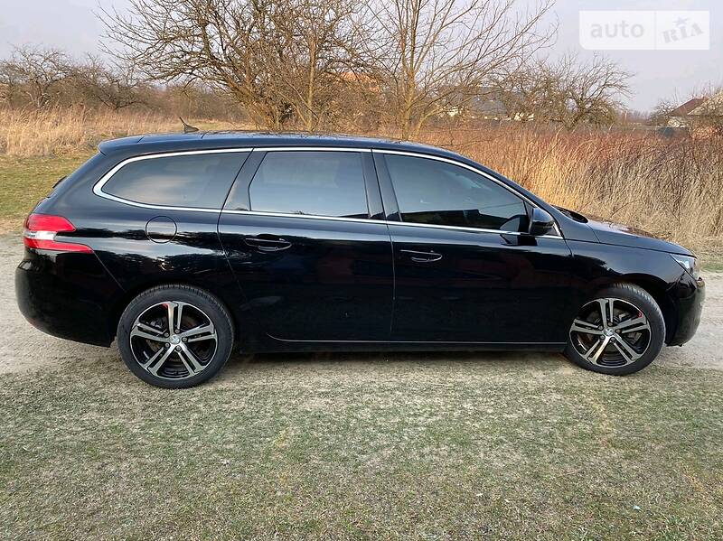 Універсал Peugeot 308 2014 в Львові фото 36 Універсал Peugeot 308 2014 в Львові