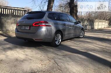Універсал Peugeot 308 2016 в 