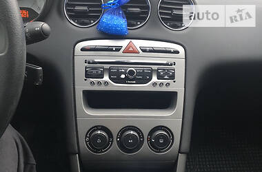 Хетчбек Peugeot 308 2013 в 