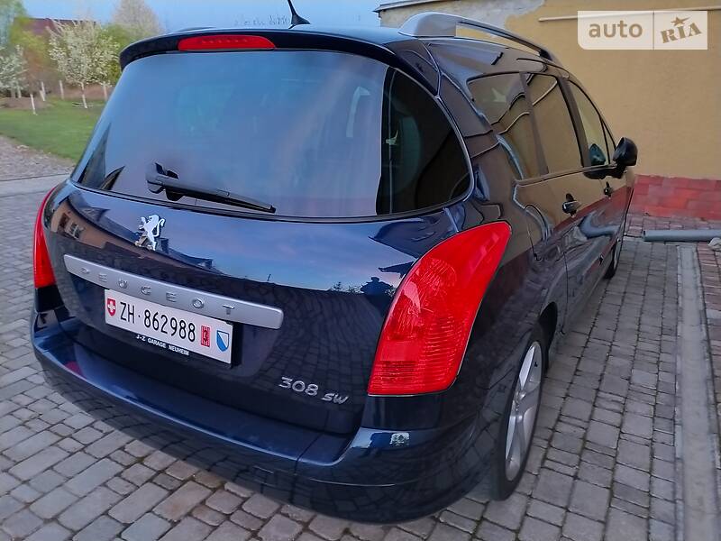 Універсал Peugeot 308 2010 в Івано-Франківську