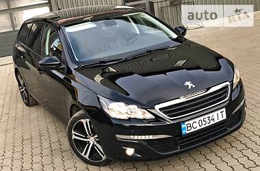 Универсал Peugeot 308 2015 в Стрые