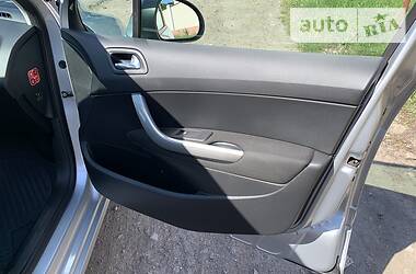 Хетчбек Peugeot 308 2011 в 