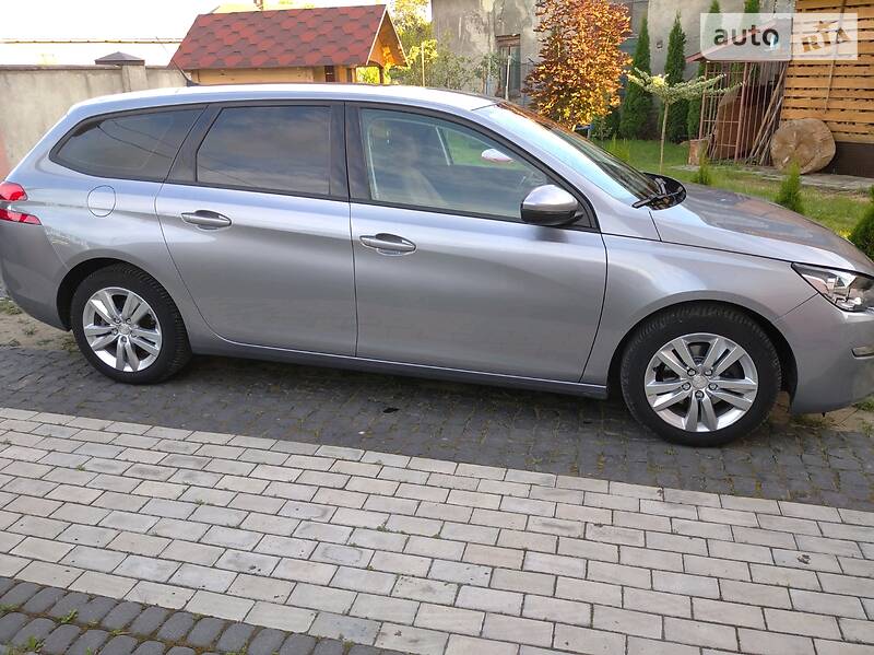 Універсал Peugeot 308 2015 в Стрию