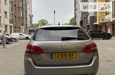 Универсал Peugeot 308 2014 в Стрые