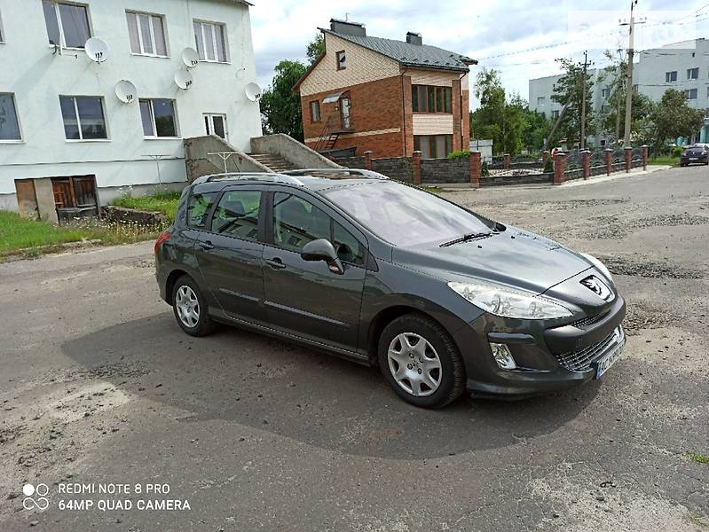 Хетчбек Peugeot 308 2010 в Маневичах