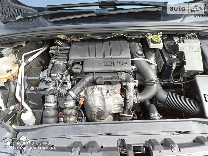 Хетчбек Peugeot 308 2010 в Маневичах