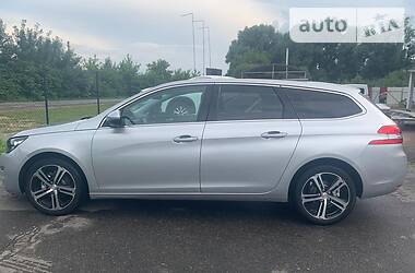 Универсал Peugeot 308 2014 в Бродах