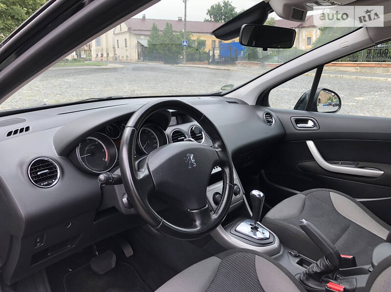 Хетчбек Peugeot 308 2010 в Луцьку