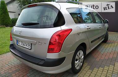 Универсал Peugeot 308 2011 в Стрые