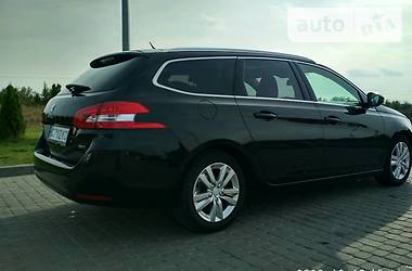 Универсал Peugeot 308 2014 в Городке