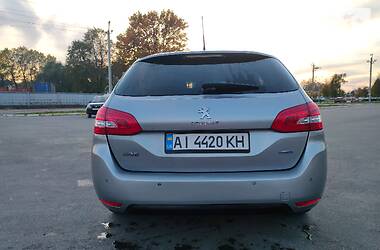 Универсал Peugeot 308 2015 в Буче