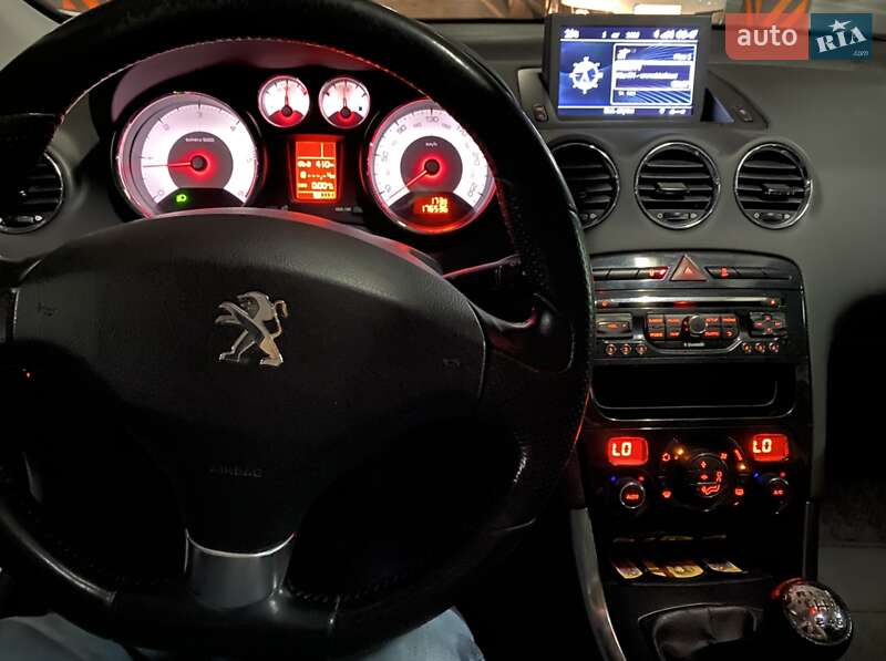 Універсал Peugeot 308 2014 в Києві