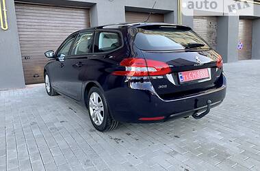 Універсал Peugeot 308 2015 в Тернополі