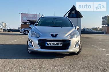 Универсал Peugeot 308 2011 в Киеве