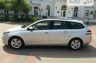 Универсал Peugeot 308 2014 в Карловке