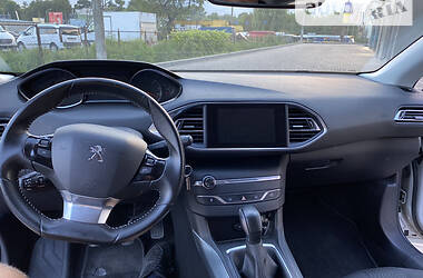 Универсал Peugeot 308 2015 в Днепре