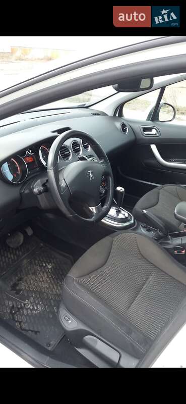 Peugeot 308 2013