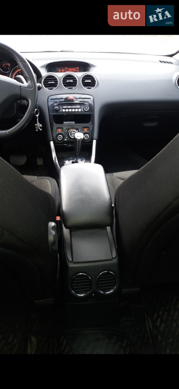 2013 Peugeot 308 - мініатюра 9