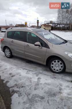 Универсал Peugeot 308 2012 в Бродах