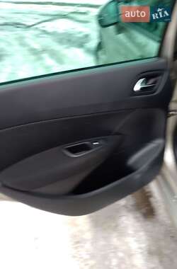 Универсал Peugeot 308 2012 в Бродах