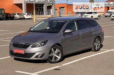 Універсал Peugeot 308 2017 в Києві