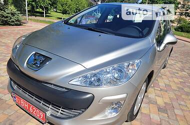 Хэтчбек Peugeot 308 2008 в Миргороде