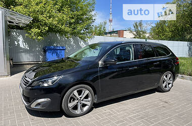 Универсал Peugeot 308 2014 в Киеве