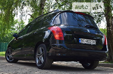 Универсал Peugeot 308 2013 в Дрогобыче