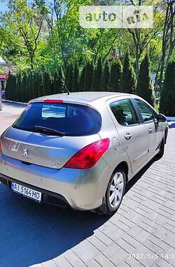 Хэтчбек Peugeot 308 2013 в Киеве