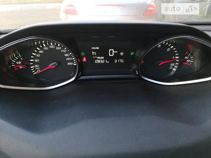 Универсал Peugeot 308 2015 в Каневе