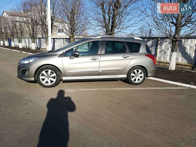 Універсал Peugeot 308 2012 в Подільську