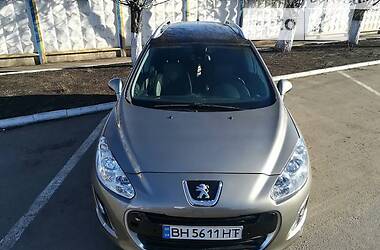 Универсал Peugeot 308 2012 в Подольске