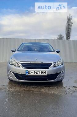 Універсал Peugeot 308 2015 в Любарі