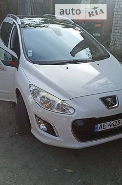 Универсал Peugeot 308 2013 в 