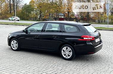 Универсал Peugeot 308 2015 в Ивано-Франковске