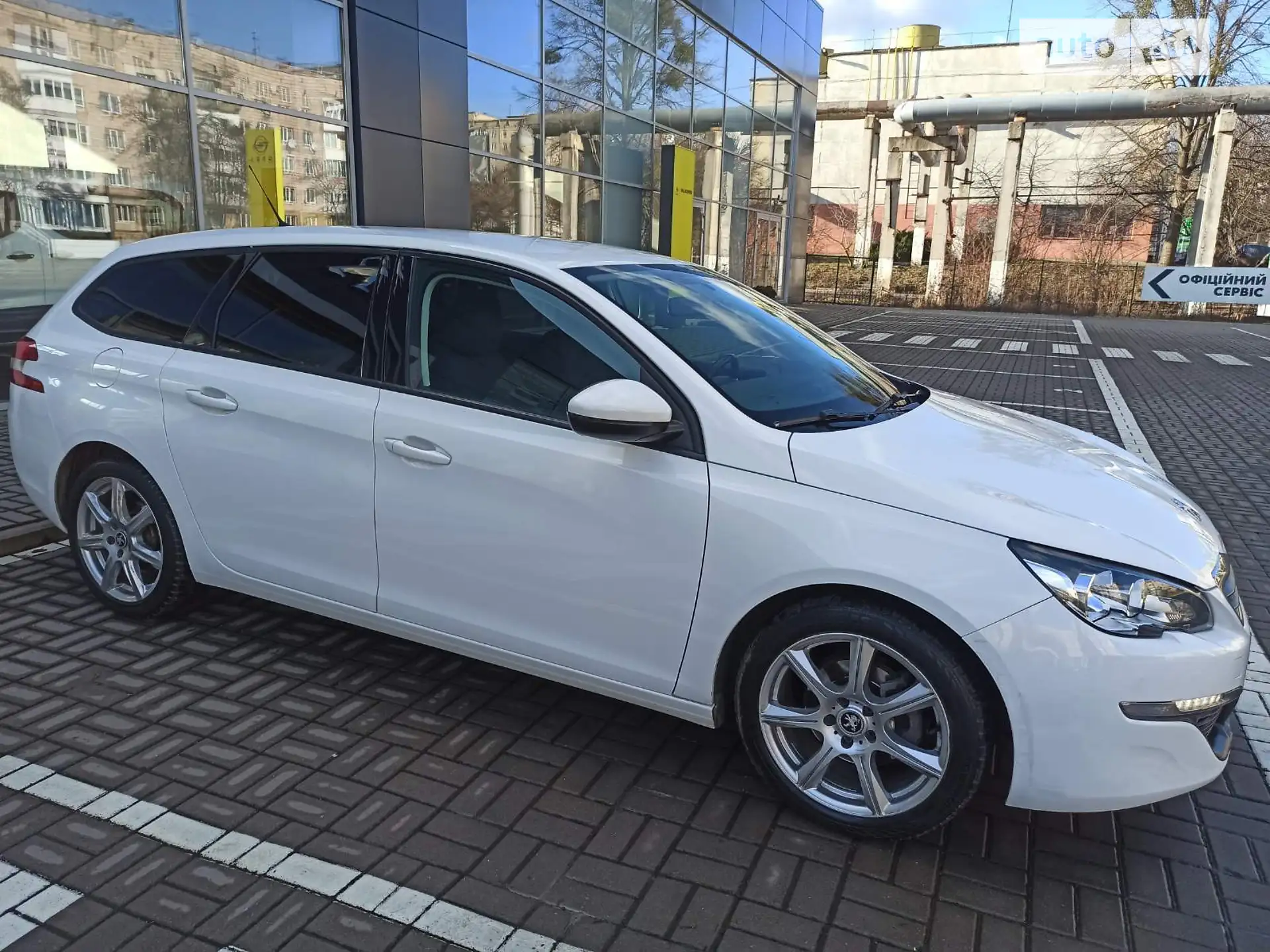 2015 Peugeot 308 - мініатюра 2