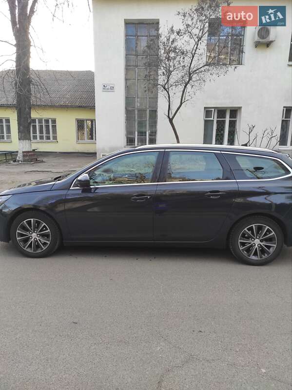 Універсал Peugeot 308 2015 в Києві