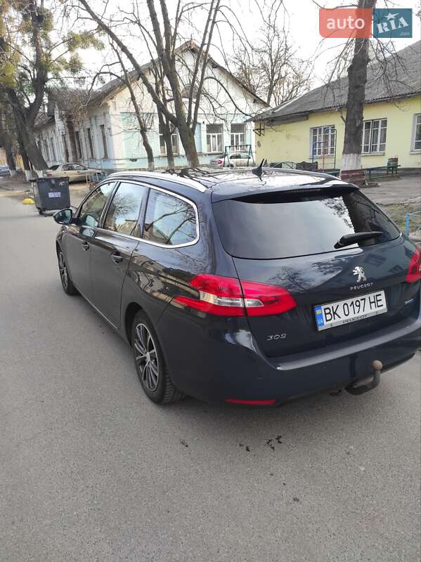Універсал Peugeot 308 2015 в Києві