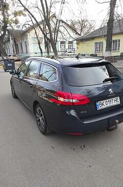 Універсал Peugeot 308 2015 в Києві