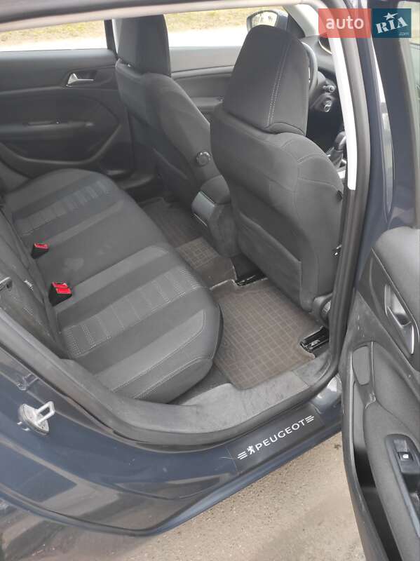 Універсал Peugeot 308 2015 в Києві