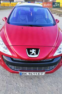 Универсал Peugeot 308 2008 в Ровно