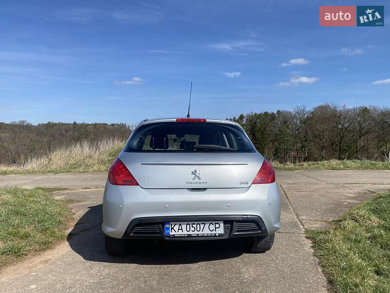 Хэтчбек Peugeot 308 2011 в Киеве фото 4 Хэтчбек Peugeot 308 2011 в Киеве