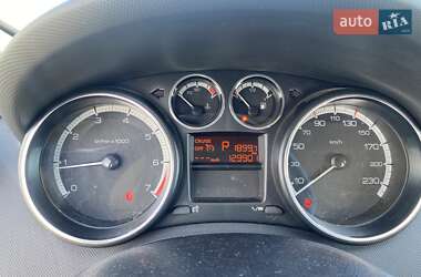 Хэтчбек Peugeot 308 2011 в Киеве