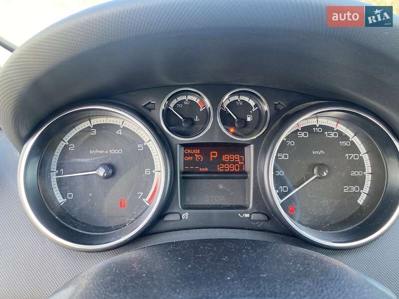 Хэтчбек Peugeot 308 2011 в Киеве фото 7 Хэтчбек Peugeot 308 2011 в Киеве