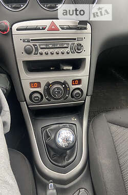 Універсал Peugeot 308 2011 в 