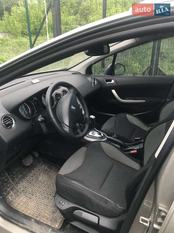 Універсал Peugeot 308 2012 в Рівному