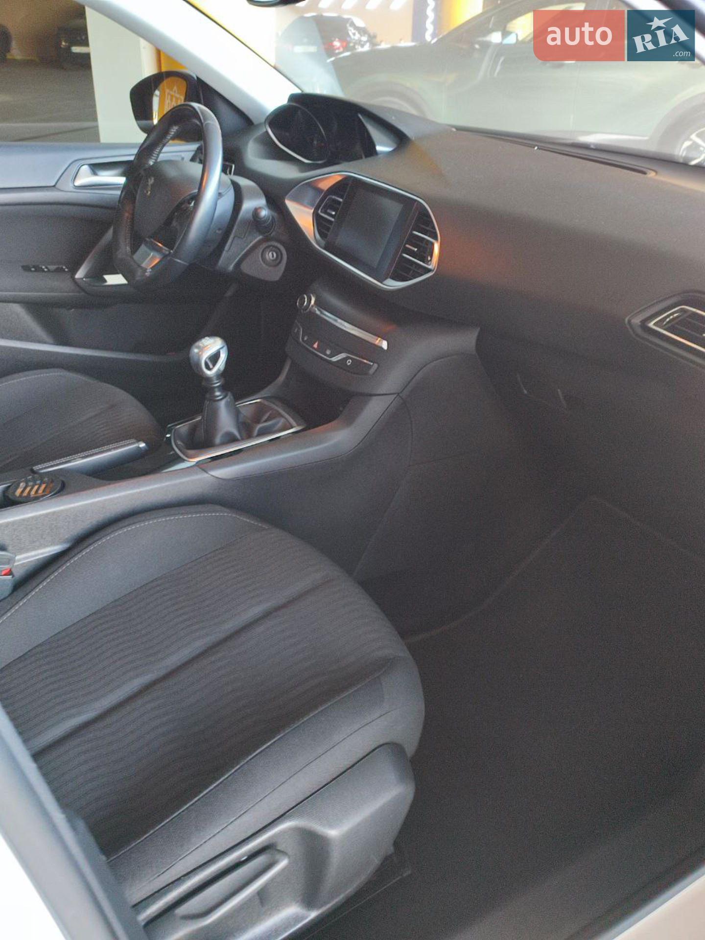 2015 Peugeot 308 - мініатюра 14